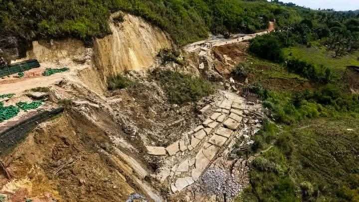 New ground cracks found after highway collapse in Lake Sebu, South Cotabato