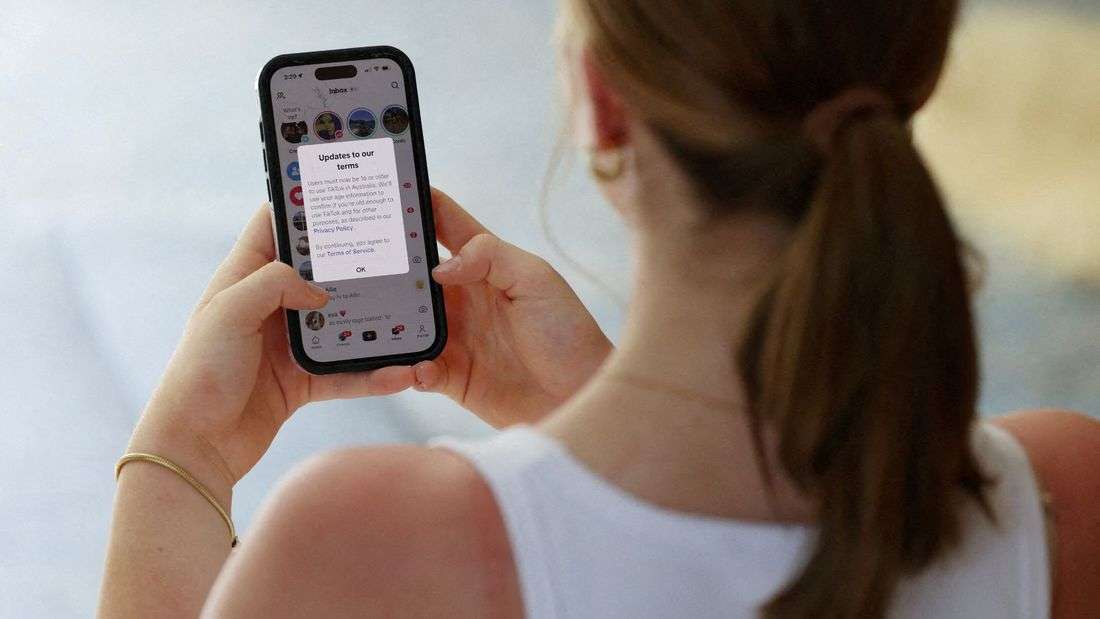 Heavy social media usage erodes young people's wellbeing, report finds