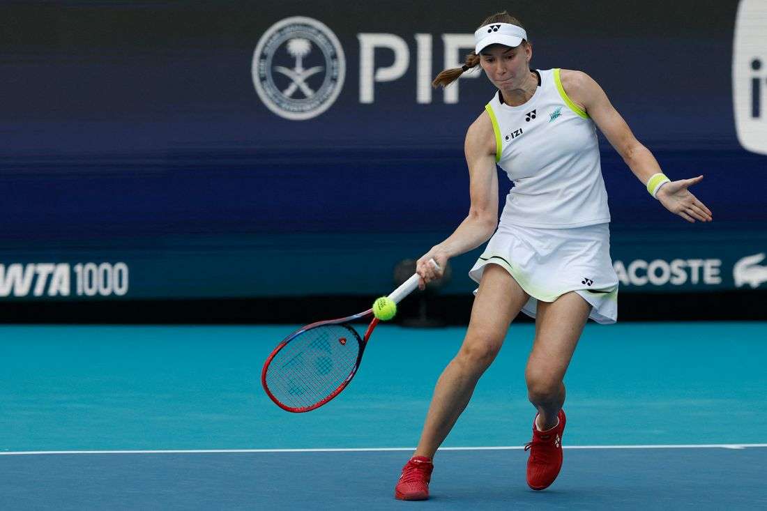 Tennis-Rybakina rallies past Pegula to reach Miami semi-finals