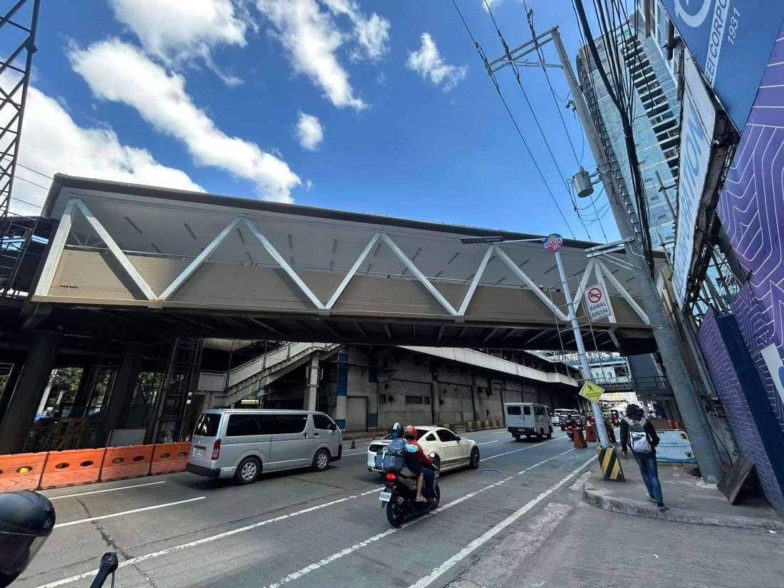 Marcos to inspect new Kamuning footbridge, busway station