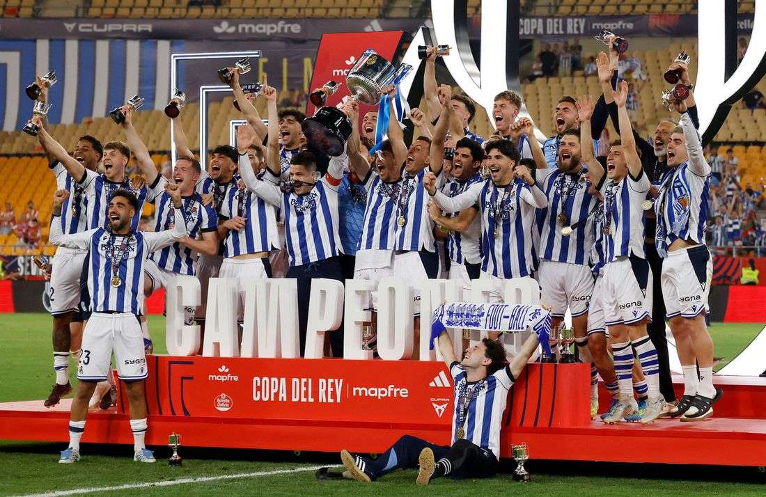 Soccer-Real Sociedad beat Atletico Madrid 4-3 on penalties to win Copa del Rey