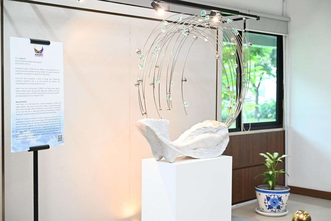 PH donates commemorative sculpture to ASEAN Secretariat as part of PH’s Chairship – DFA