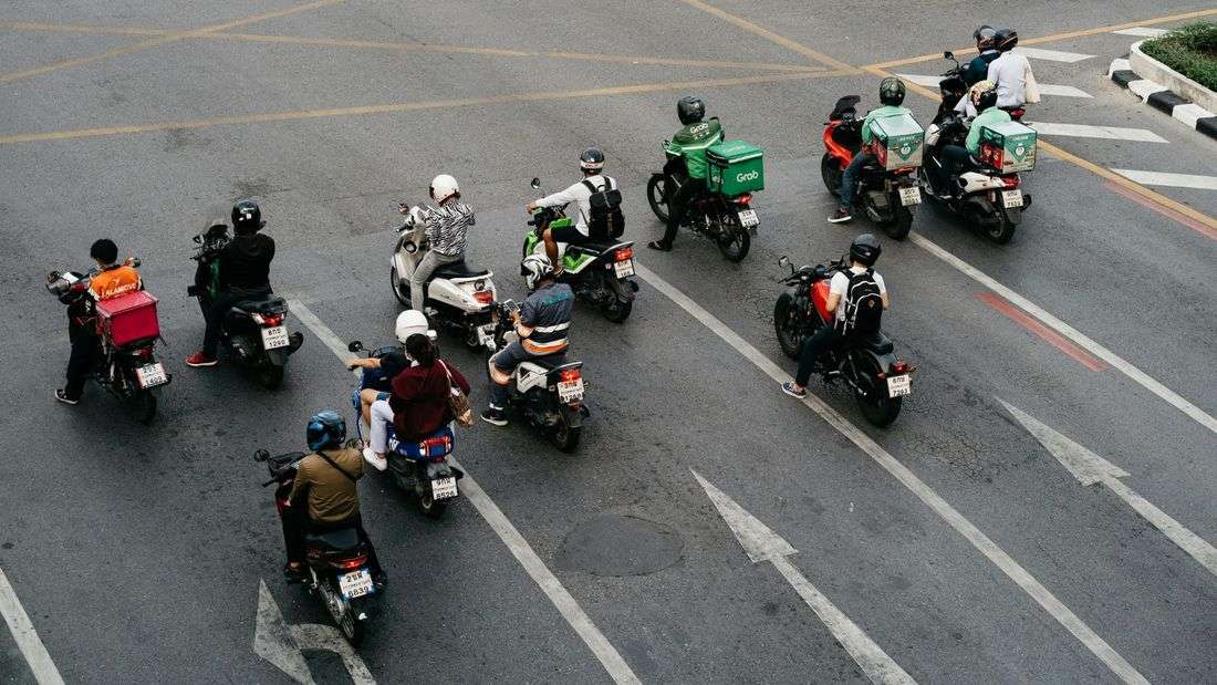 Rider speaks out: Overboarding helps companies, not delivery riders, MC taxis