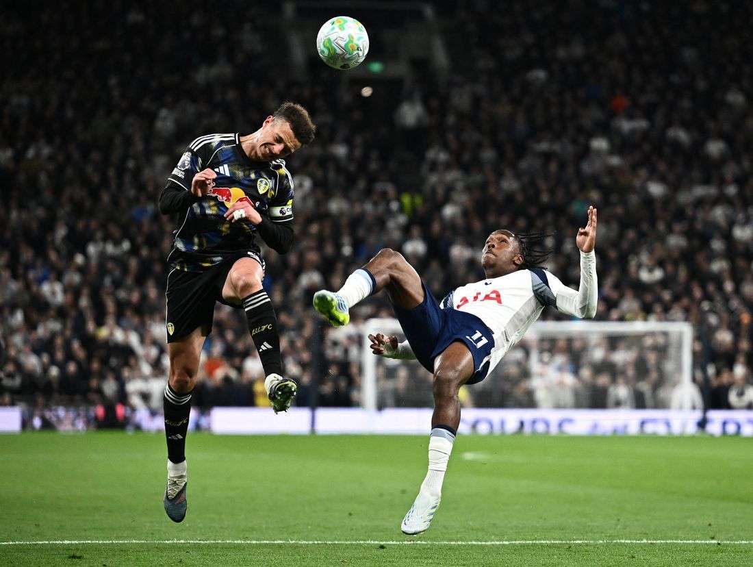 Soccer-Tottenham relegation fears remain after home draw with Leeds
