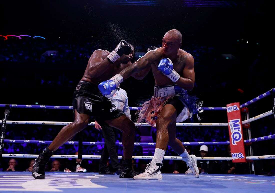 Boxing-Dubois stops Wardley in 11th round to take WBO heavyweight title