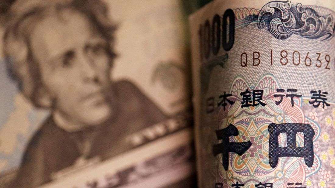 Dollar firms to one-week high as Gulf tensions flare, yen nears intervention zone