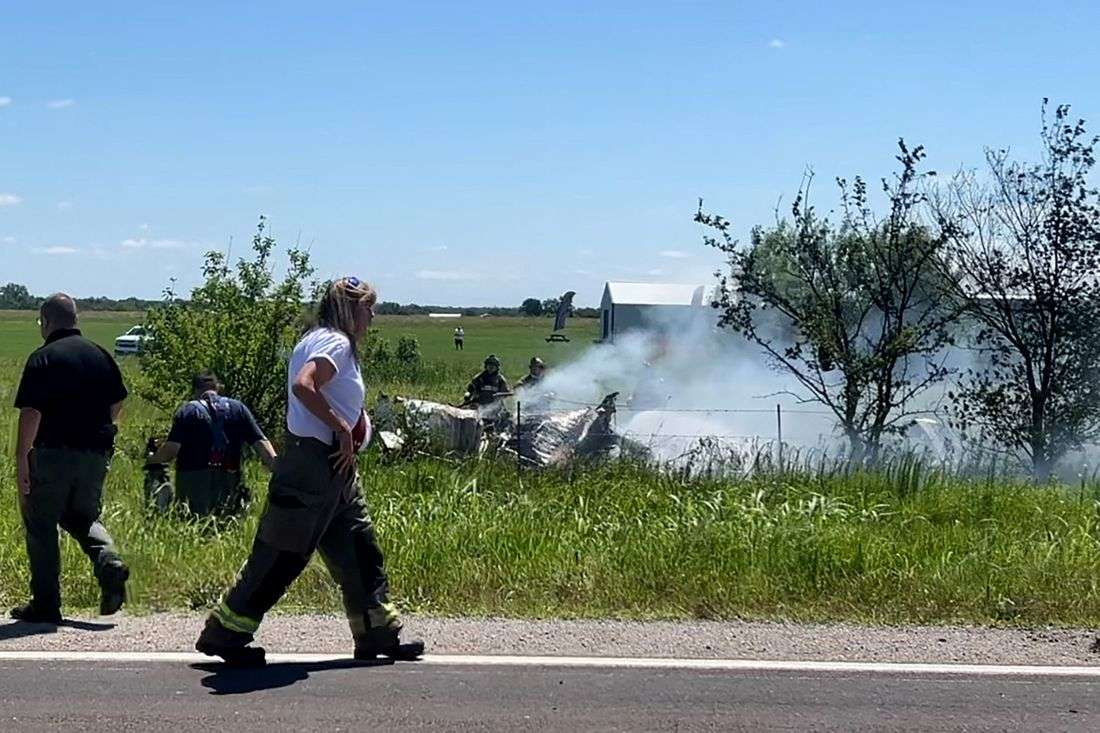 Twelve people killed in Missouri plane crash, skydiving company says