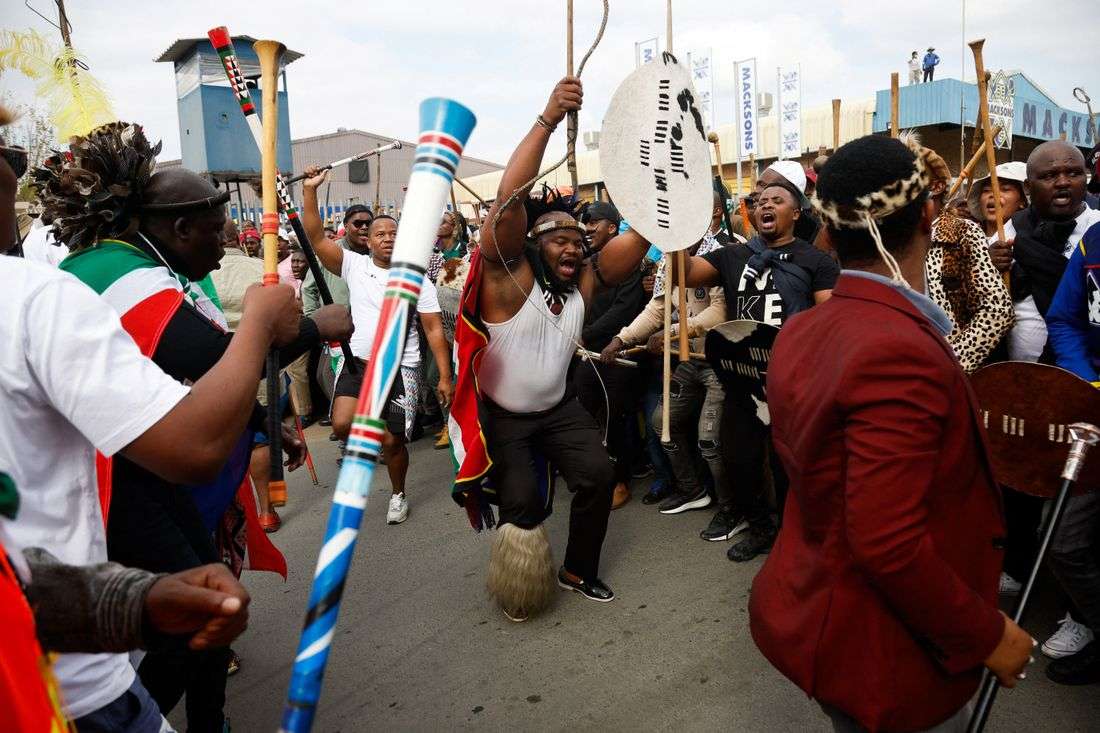 Nigeria tells South Africa to curb xenophobic attacks on migrants, questions state response