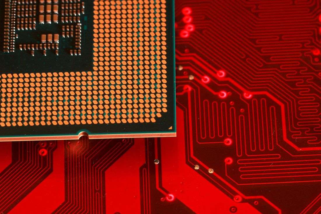 Marvell beats forecasts, shares slip as growth outlook underwhelms