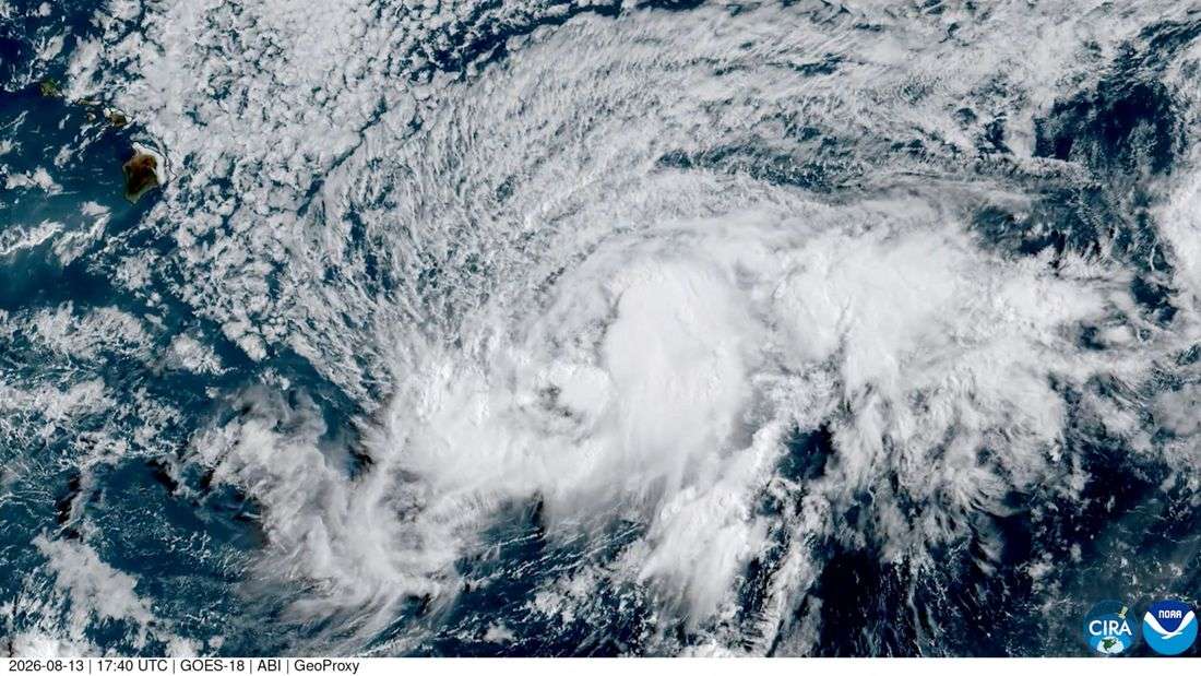 More than 180,000 without power in Hawaii, 100 homes damaged as Lala weakens to tropical storm