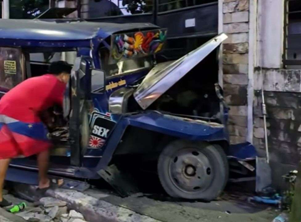 Jeepney suspended after fatal collision with motorcycle rider in Rizal
