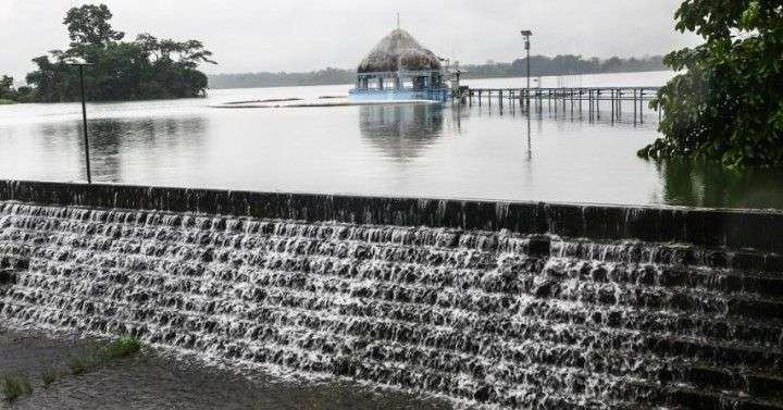 La Mesa Dam nears overflow level, residents warned of flash floods