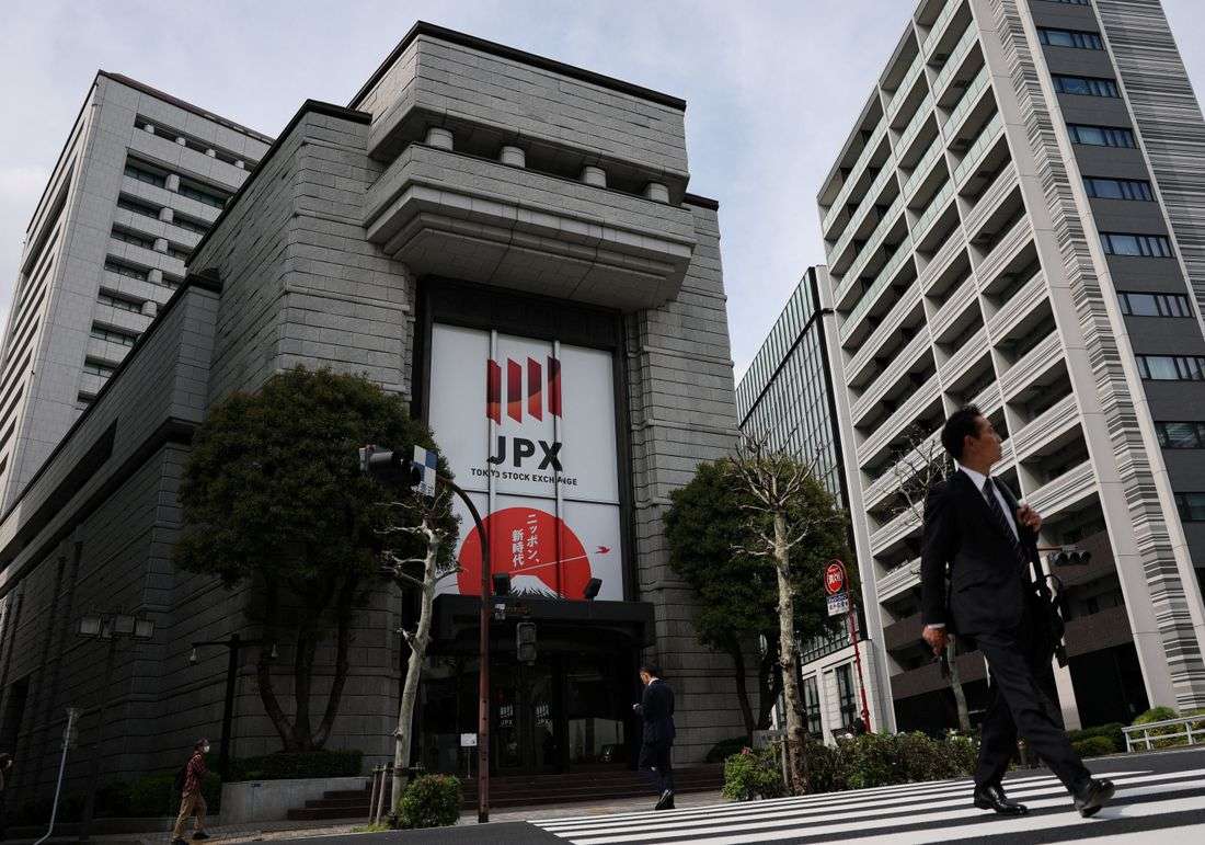 Asian stocks set for weekly gain on fading US rate hike wagers