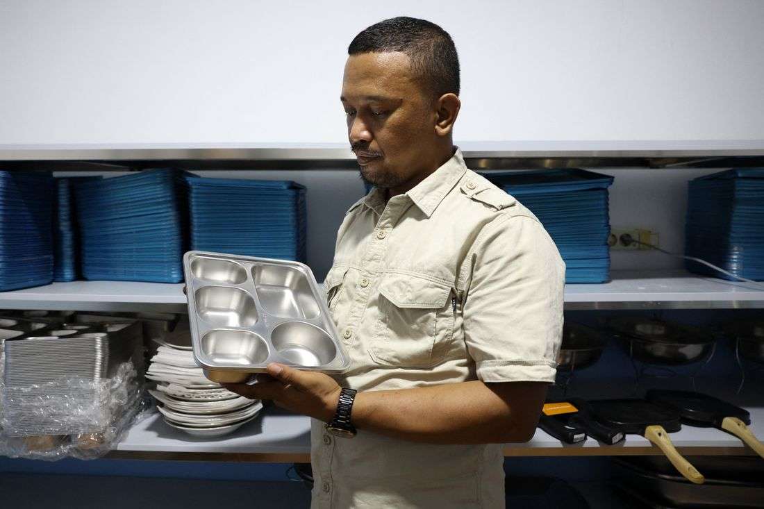 Indonesia's free meals drive leaves remote kitchen investors deep in debt
