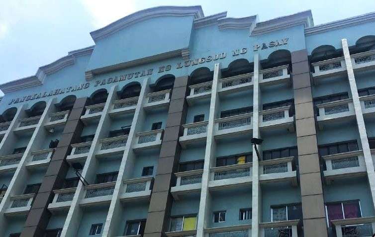 Pasay City General Hospital ER hits full capacity