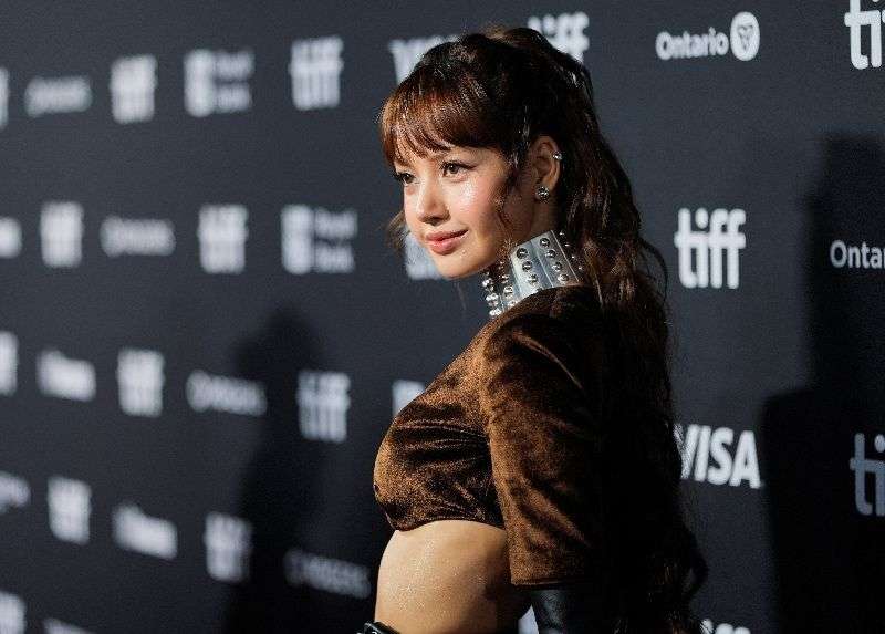 K-pop superstar Lisa sparks fan frenzy at TIFF documentary premiere