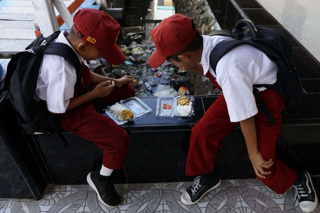 Indonesia to launch 480 free-meals scheme kitchens in October, most to be in remote areas