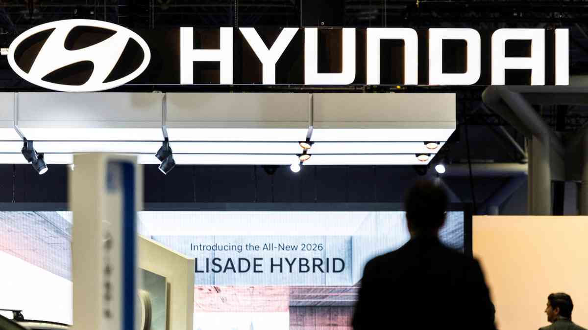 South Korea to fly detained workers back as US vows more raids on employers