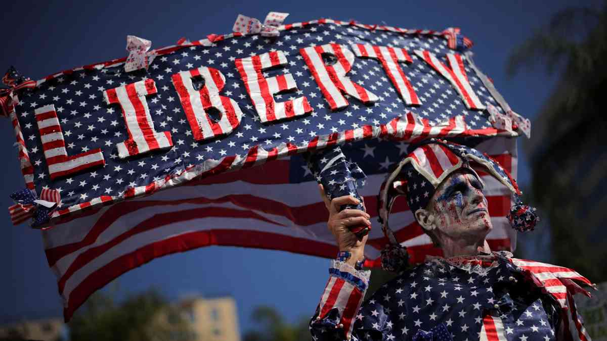 Anti-Trump protesters gather in Washington, other US cities