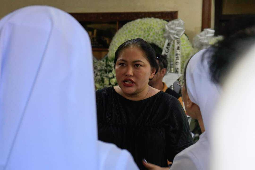 Widow of Degamo protests vs. Teves' virtual attendance in Senate hearing