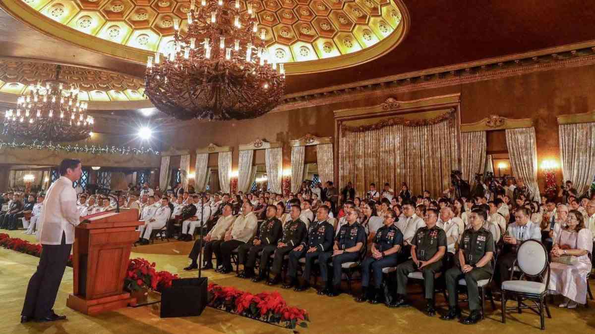 Marcos urges senior military officers to uphold truth, Constitution