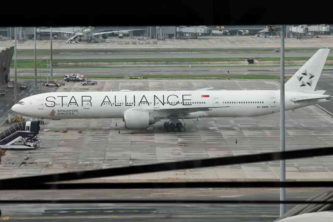 Pinoys among those in Bangkok intensive care after turbulent Singapore Airlines flight