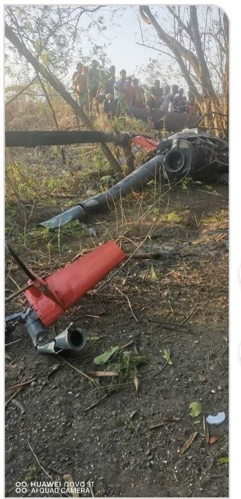 2 pilots killed in Navy chopper crash in Cavite