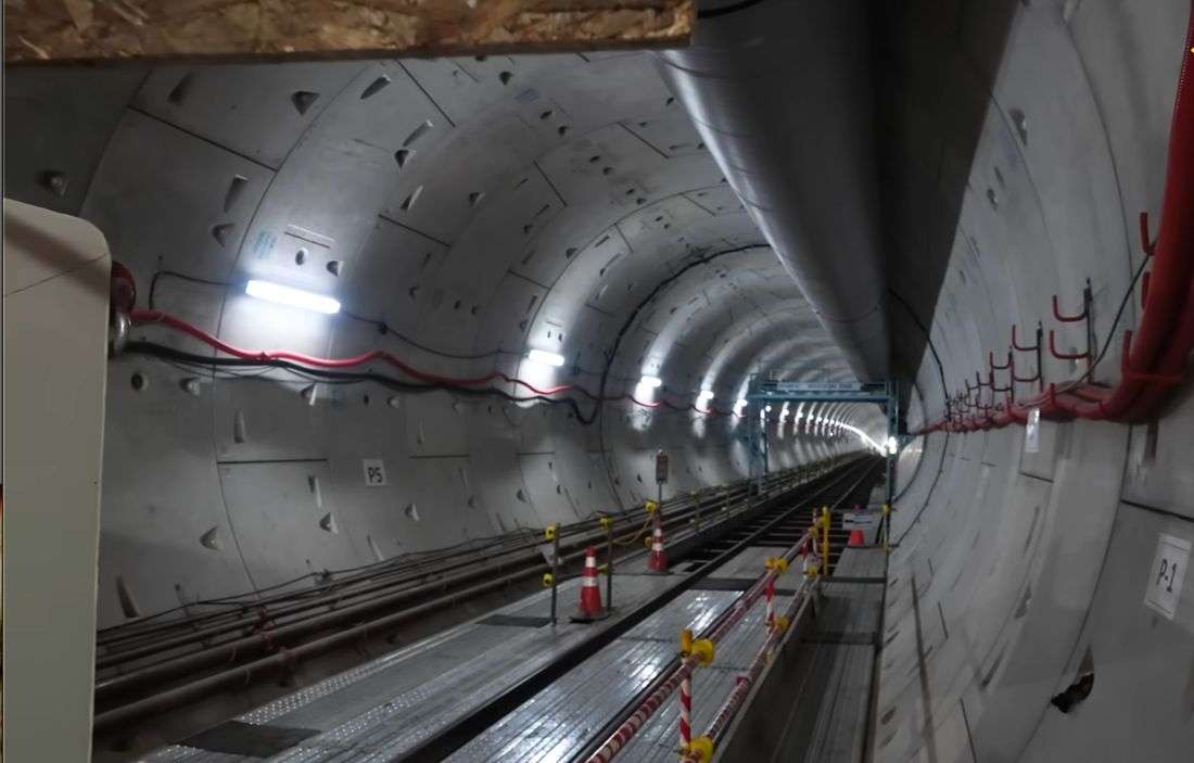 Demolition starts at Metrowalk in Pasig City for Metro Manila Subway Project’s Ortigas Station