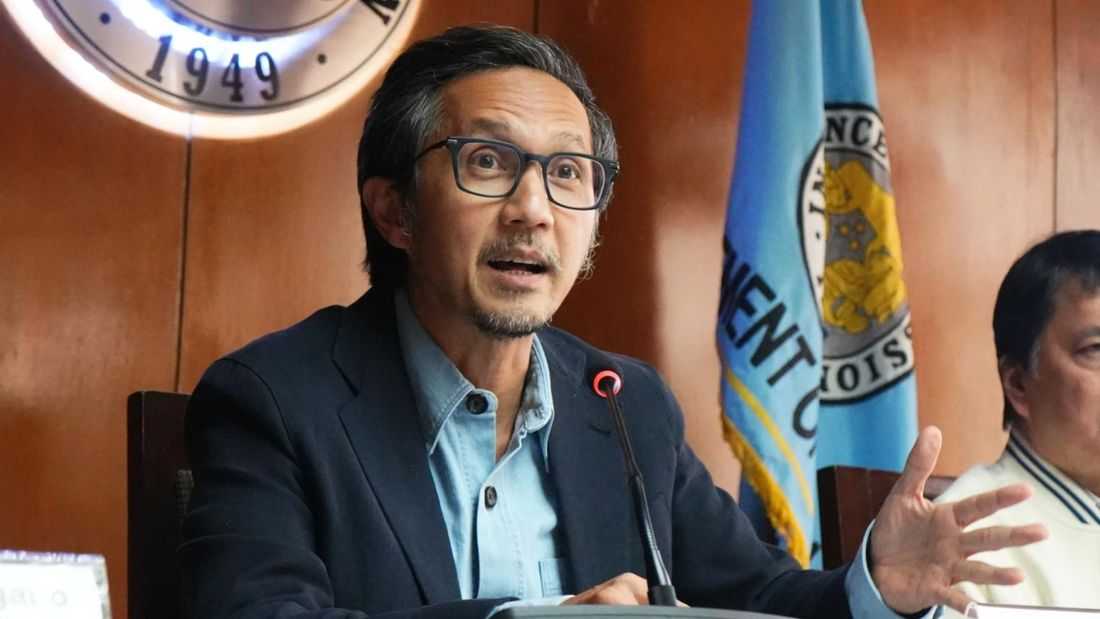 Sec. Dizon orders independent vetting, background check of DPWH officials