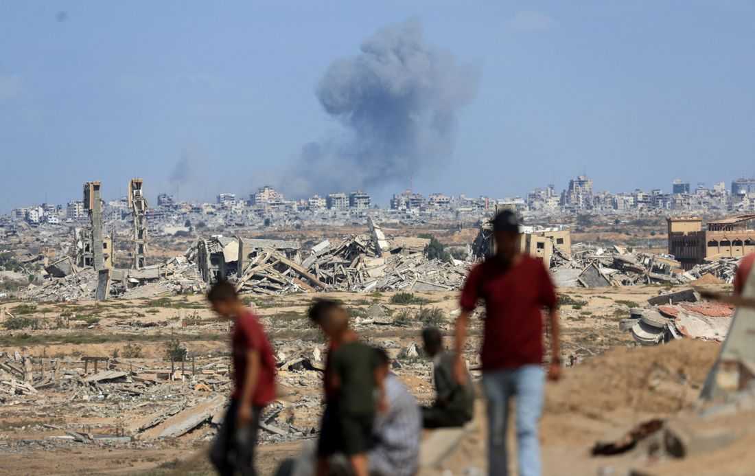 Leaders react to agreement on first phase of Trump's Gaza deal