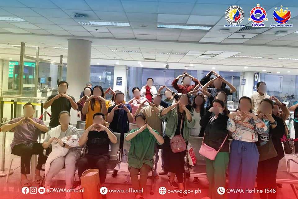 Filipino seafarers aboard ambushed vessel return home