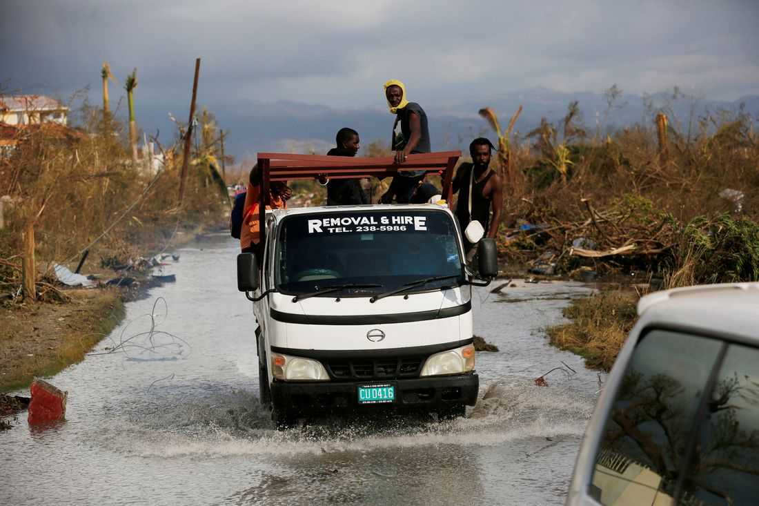 Hurricane Melissa's death toll climbs to 44, storm churns north
