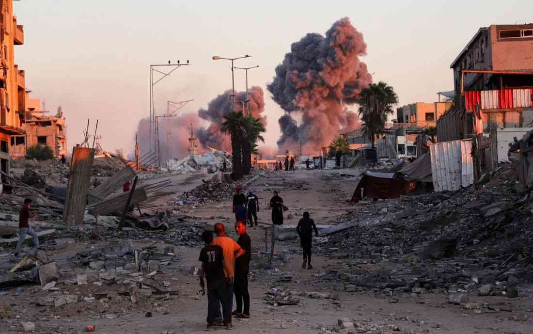 Israel and Hamas agree to first phase of Trump's plan to end Gaza war