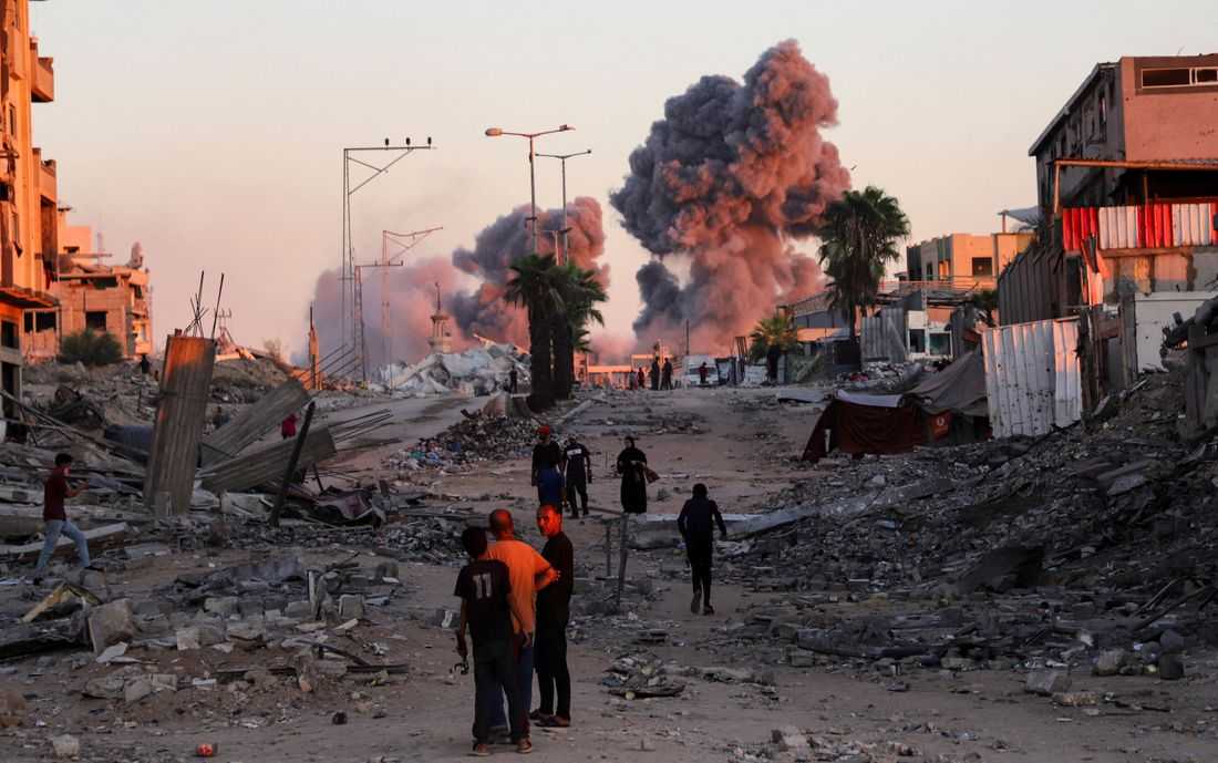Israel and Hamas agree to first phase of Trump's plan to end Gaza war