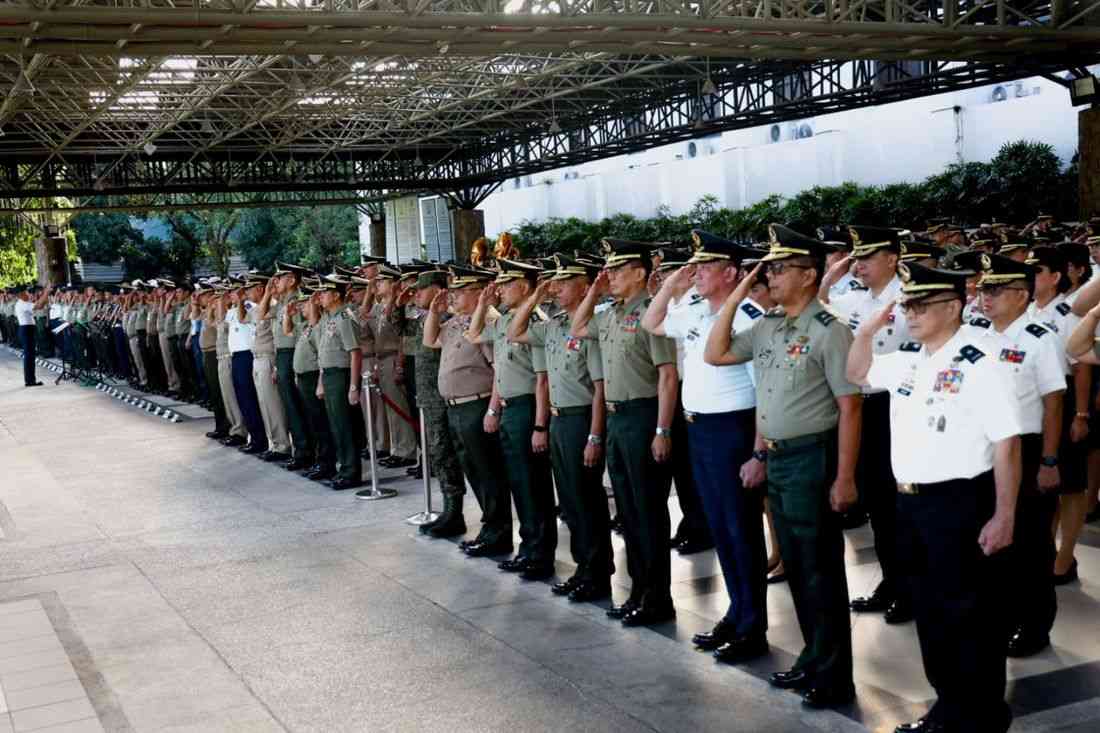 70% of Filipinos oppose military intervention in politics — OCTA