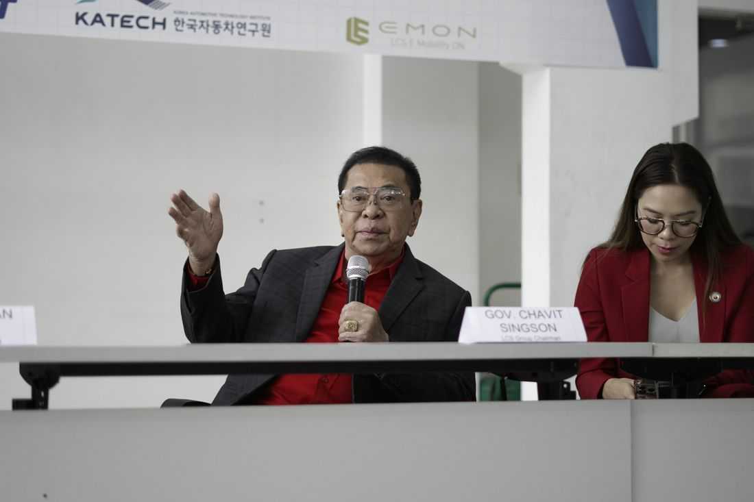 Chavit Singson denies plunder, graft raps; says allegations are 'baseless, a reversal of the truth'