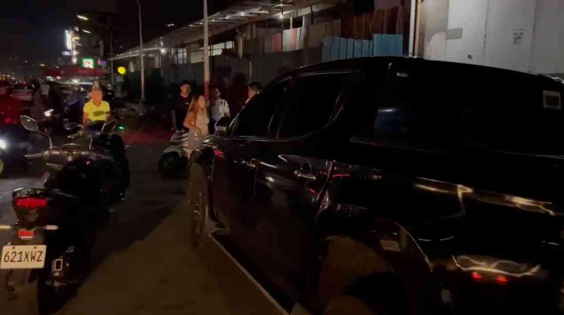 Car abandoned on Roxas Blvd. after driver hits pedestrians, vehicles
