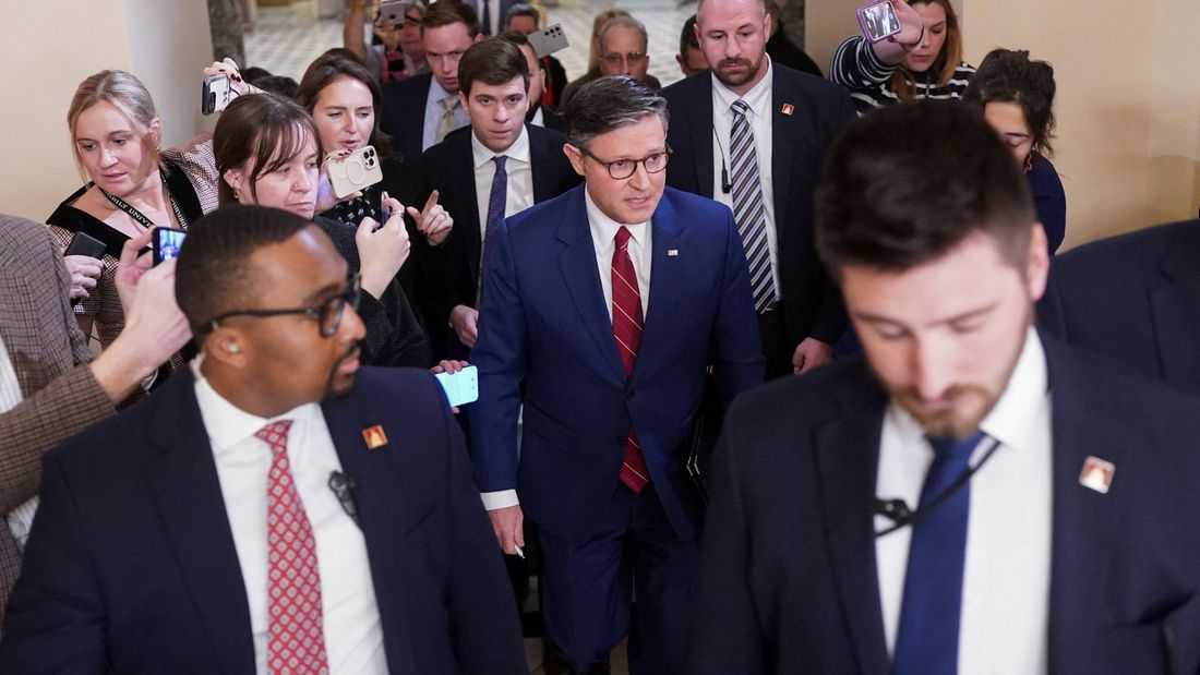 Deal to end longest government shutdown in history clears Congress