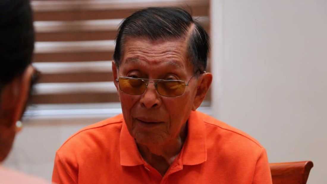Enrile, in ICU due to pneumonia, has ‘slim chances of surviving’ – Sen. Estrada
