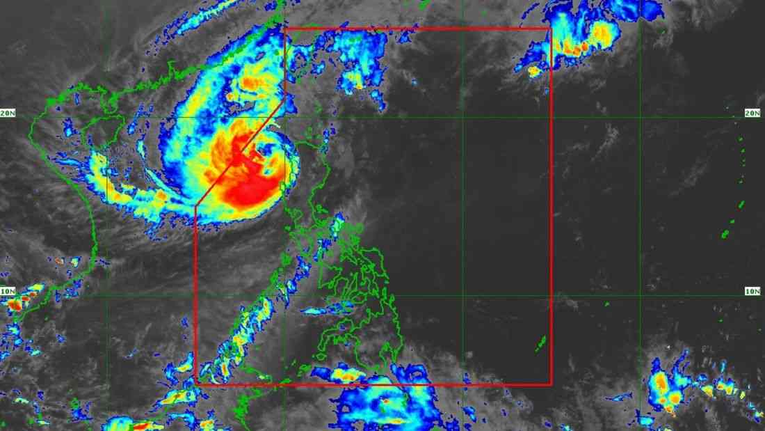 Typhoon Uwan continues to weaken while moving away from Ilocos Region – PAGASA