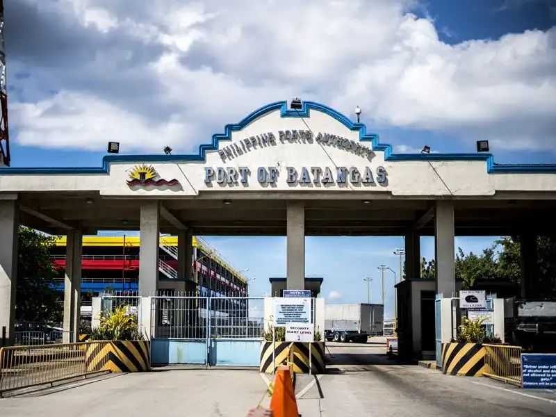 PCG: 109 Ports affected as Super Typhoon Uwan strikes