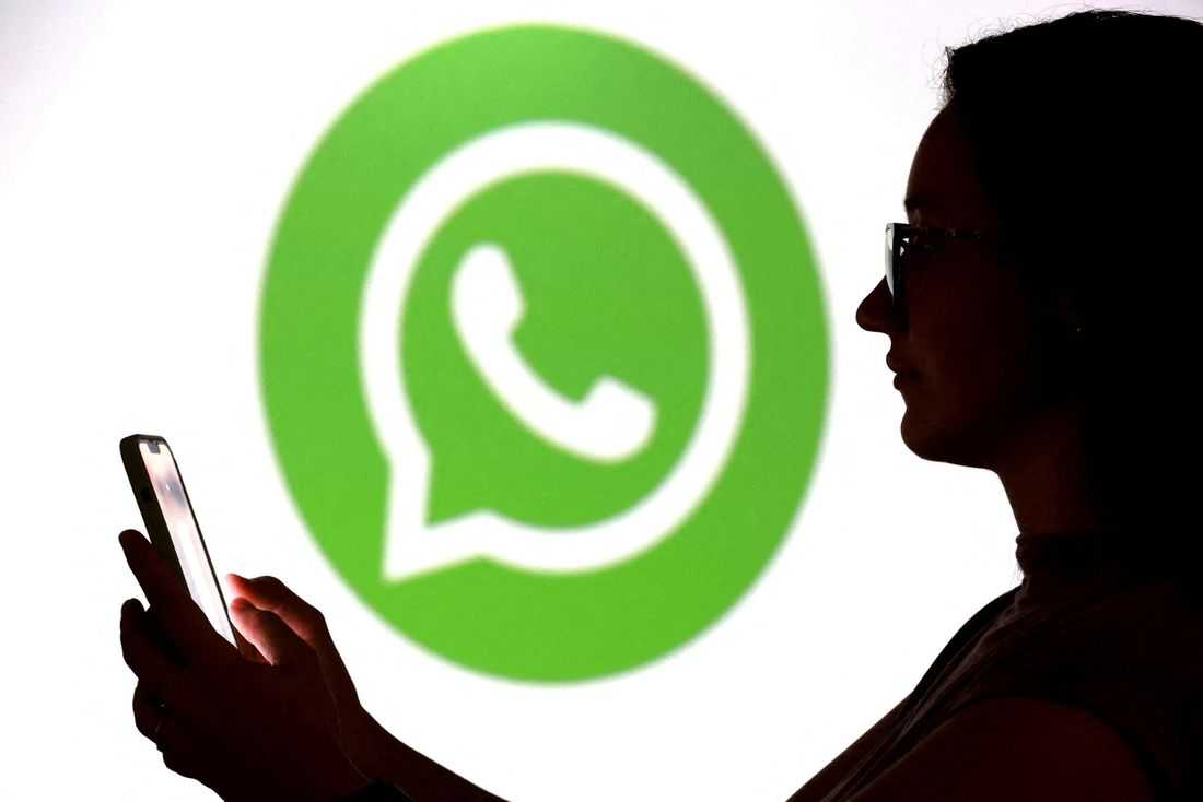 Russia threatens full ban on WhatsApp, TASS reports