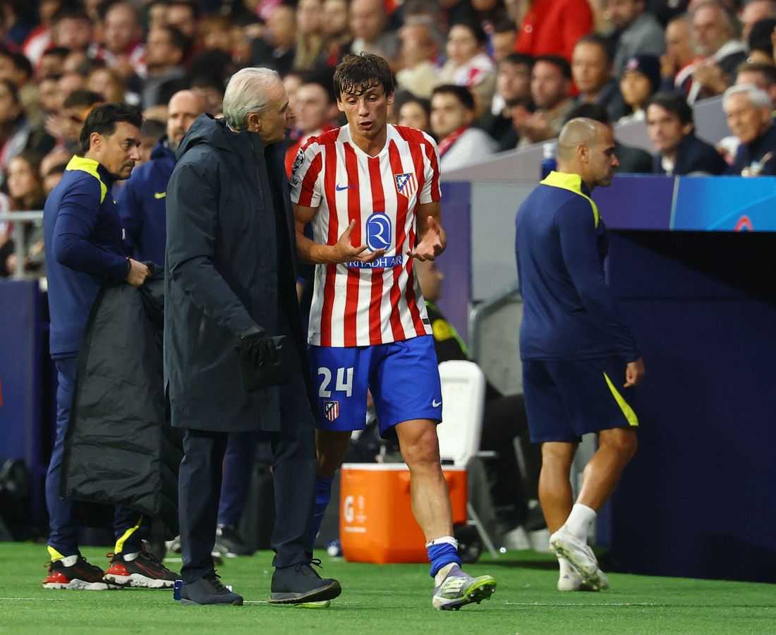 Atletico defender Le Normand sidelined with knee injury