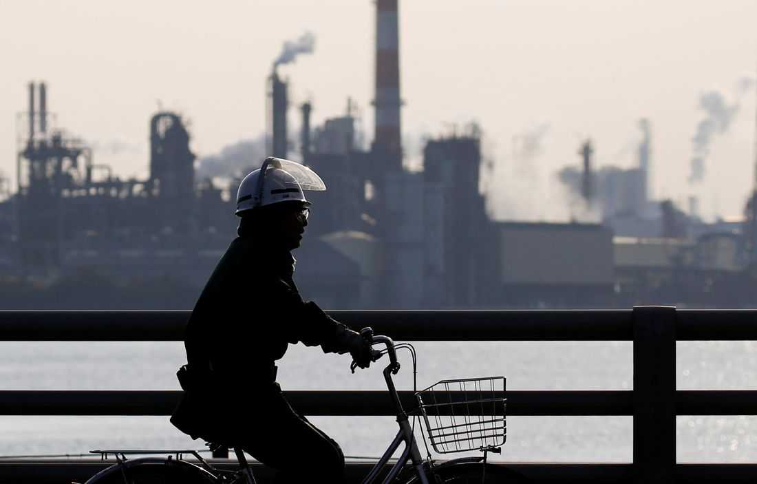 Japan's real wages down for ninth month in September