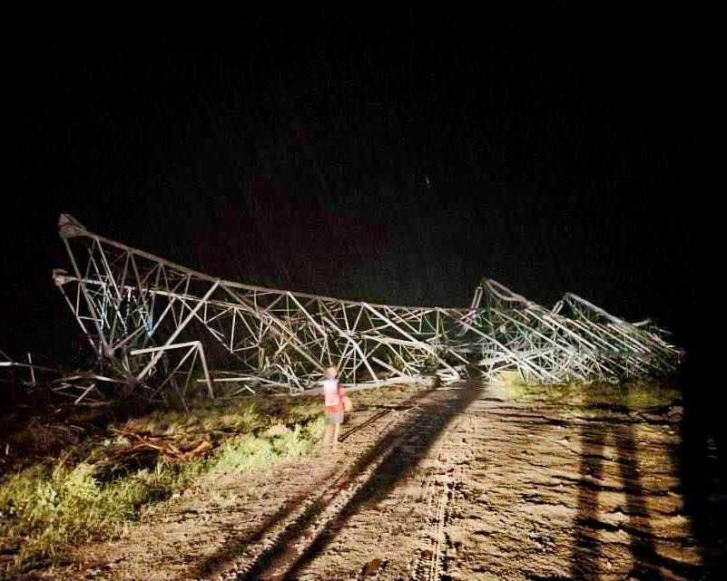 Solar farm tower collapses in San Leonardo, Nueva Ecija due to Super Typhoon Uwan