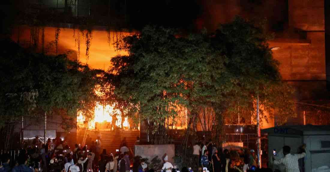 Bangladesh rocked by unrest over death of student leader
