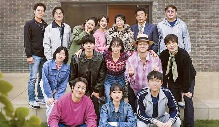 ‘Reply 1988’ cast returns to Ssangmun-dong for 10th anniversary celebration
