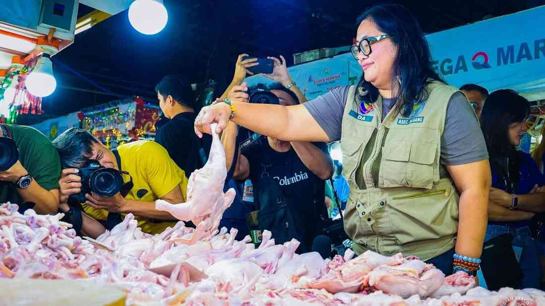 Some vendors flagged for overpricing during DA, DTI inspection at the Obrero Public Market in Manila