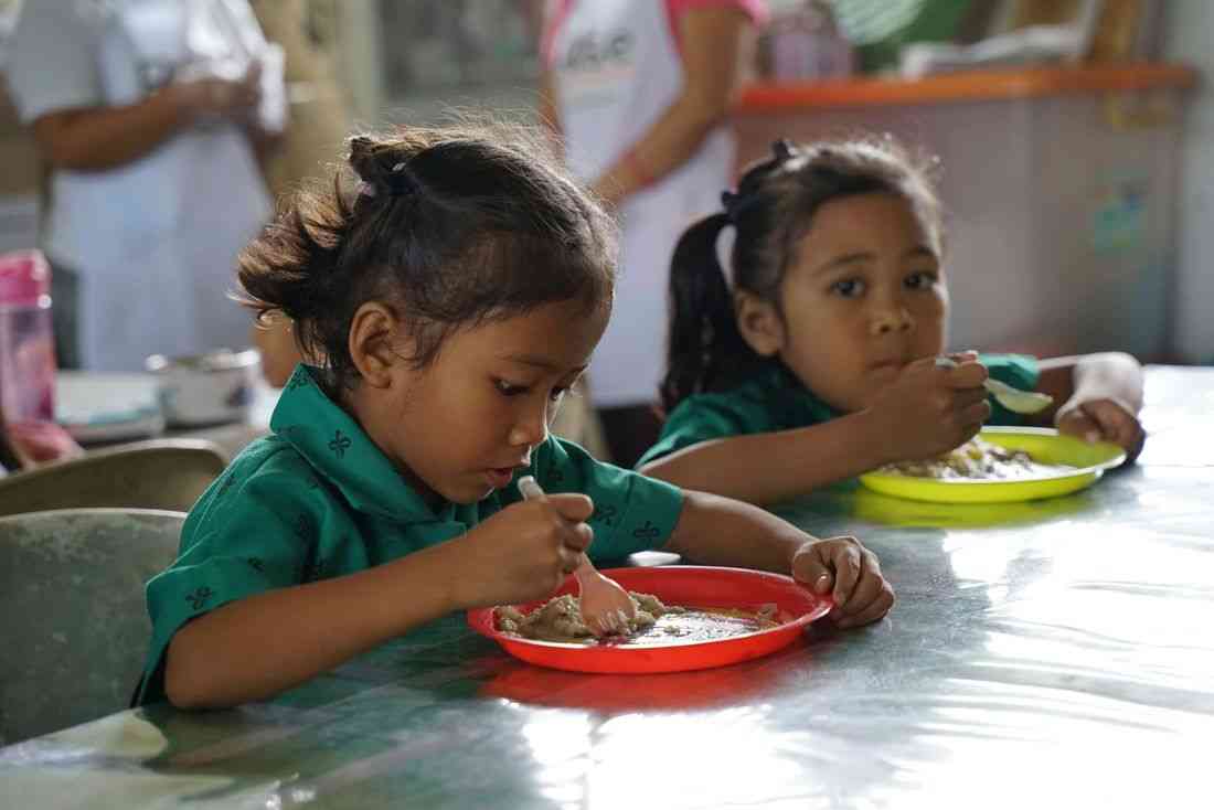 Over 4 million students to benefit from expanded feeding program for A.Y. 2026-2027 – Angara