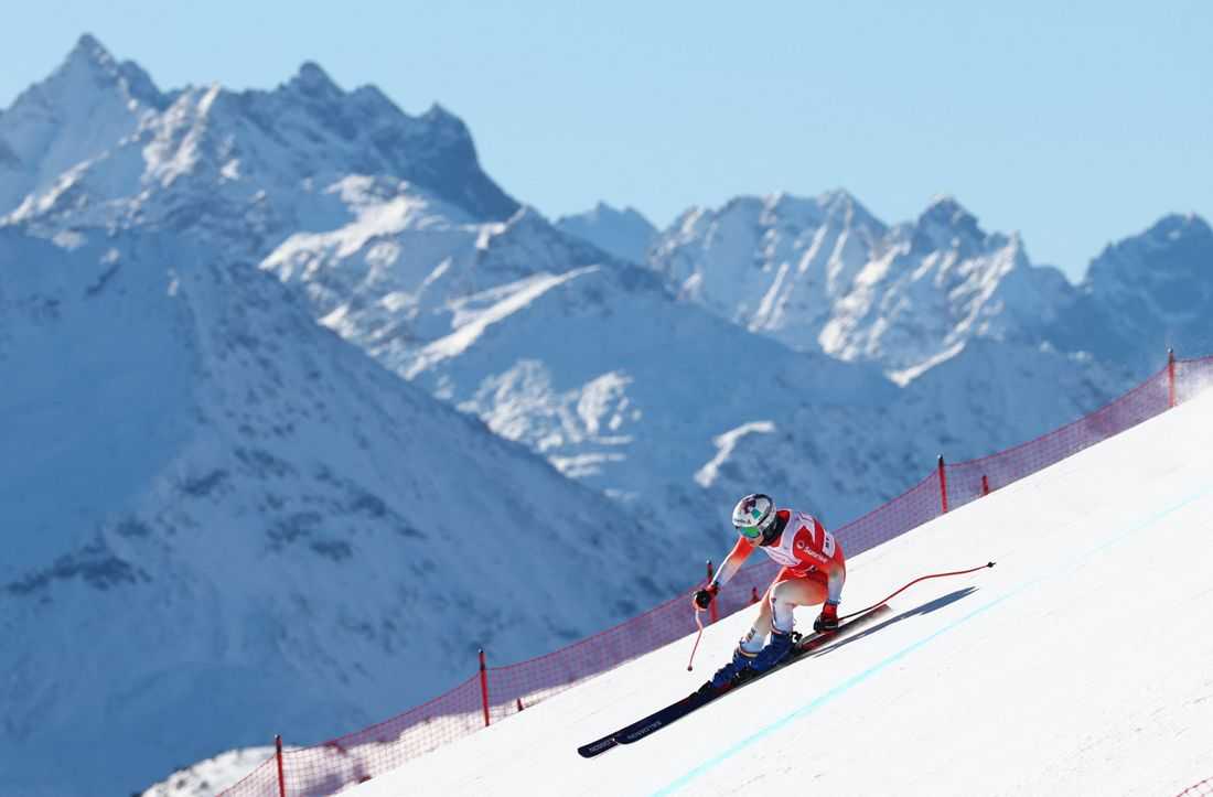 Olympic champion Gisin airlifted after crash in training